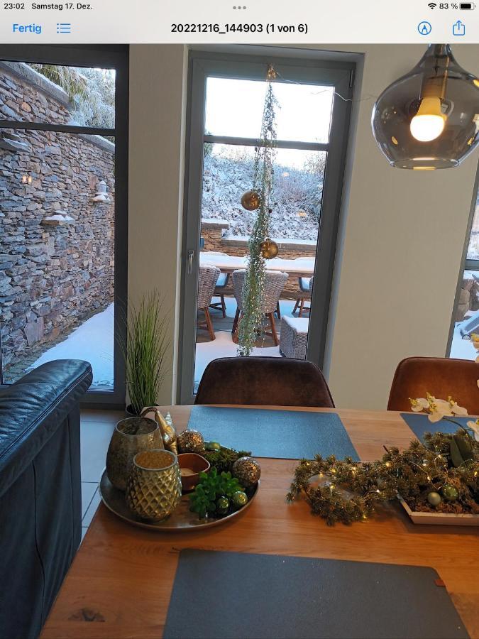Attraktive Wohnung-Elztalidyll-Zwischen Mosel,Nuerburgring Und Burg Eltz Kollig ภายนอก รูปภาพ